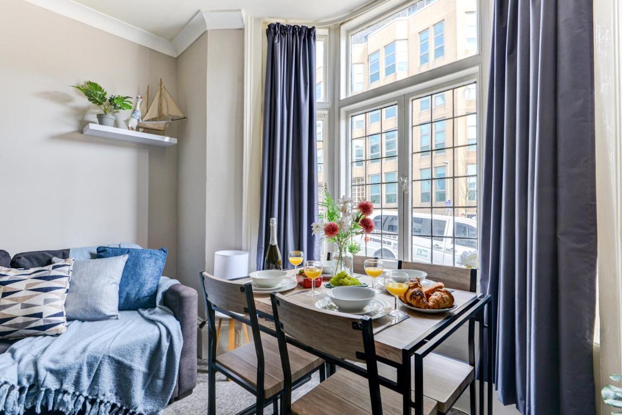 2 Bedroom Apartment - Queens Square Flat 1 Hove Exterior foto
